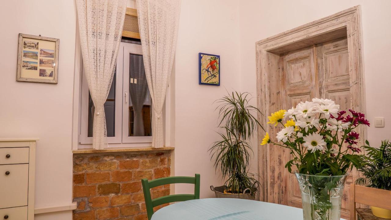 Cote Ensoleille Apartment Pula Bagian luar foto