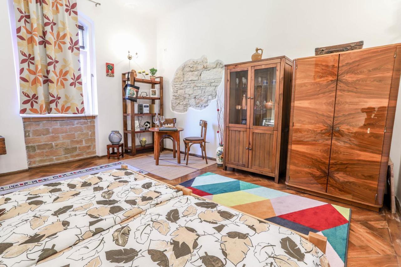 Cote Ensoleille Apartment Pula Bagian luar foto