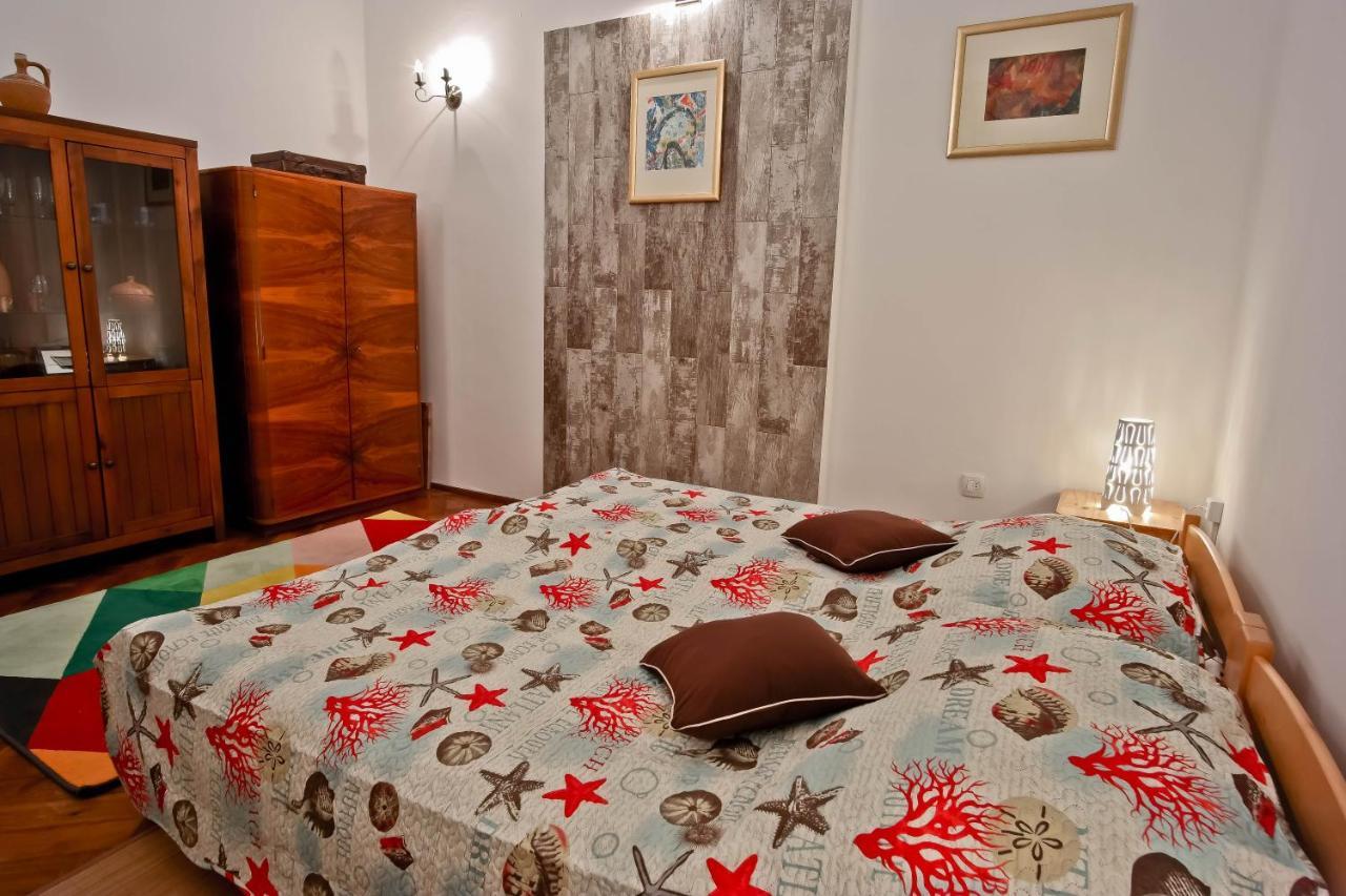 Cote Ensoleille Apartment Pula Bagian luar foto