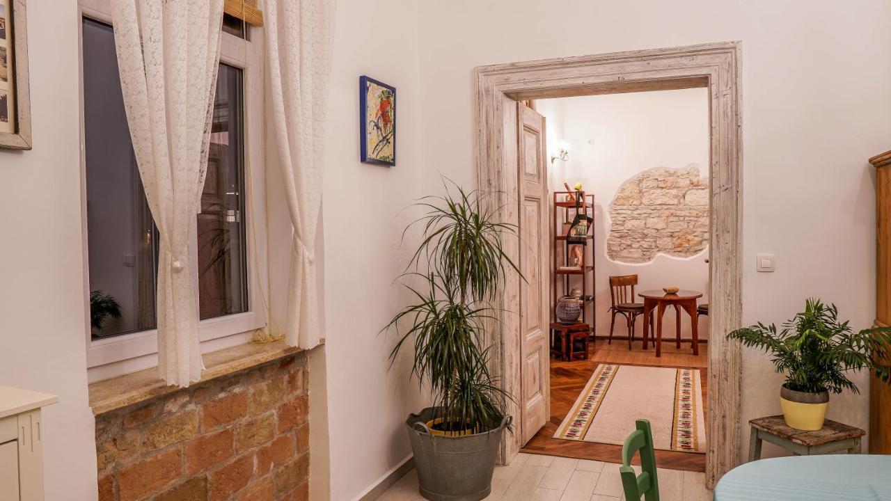 Cote Ensoleille Apartment Pula Bagian luar foto