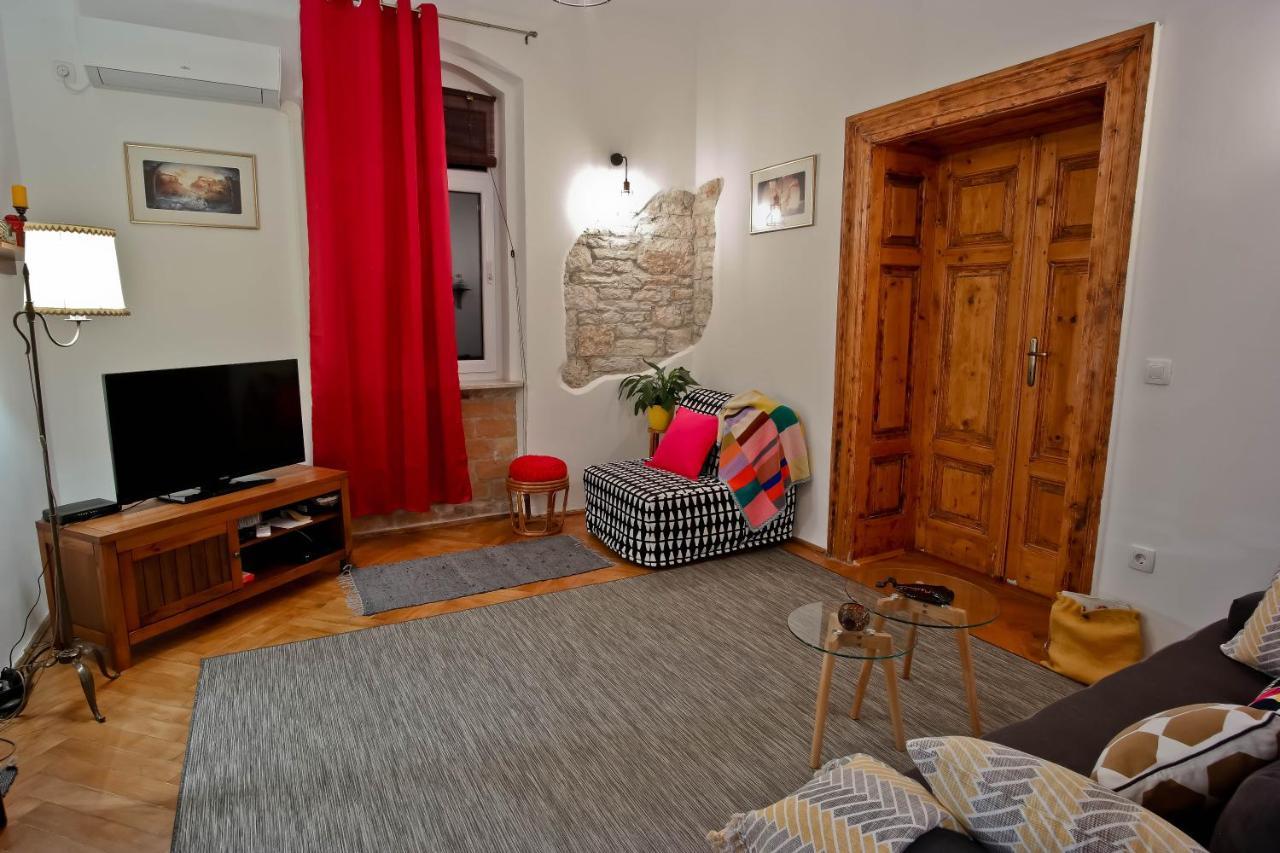 Cote Ensoleille Apartment Pula Bagian luar foto