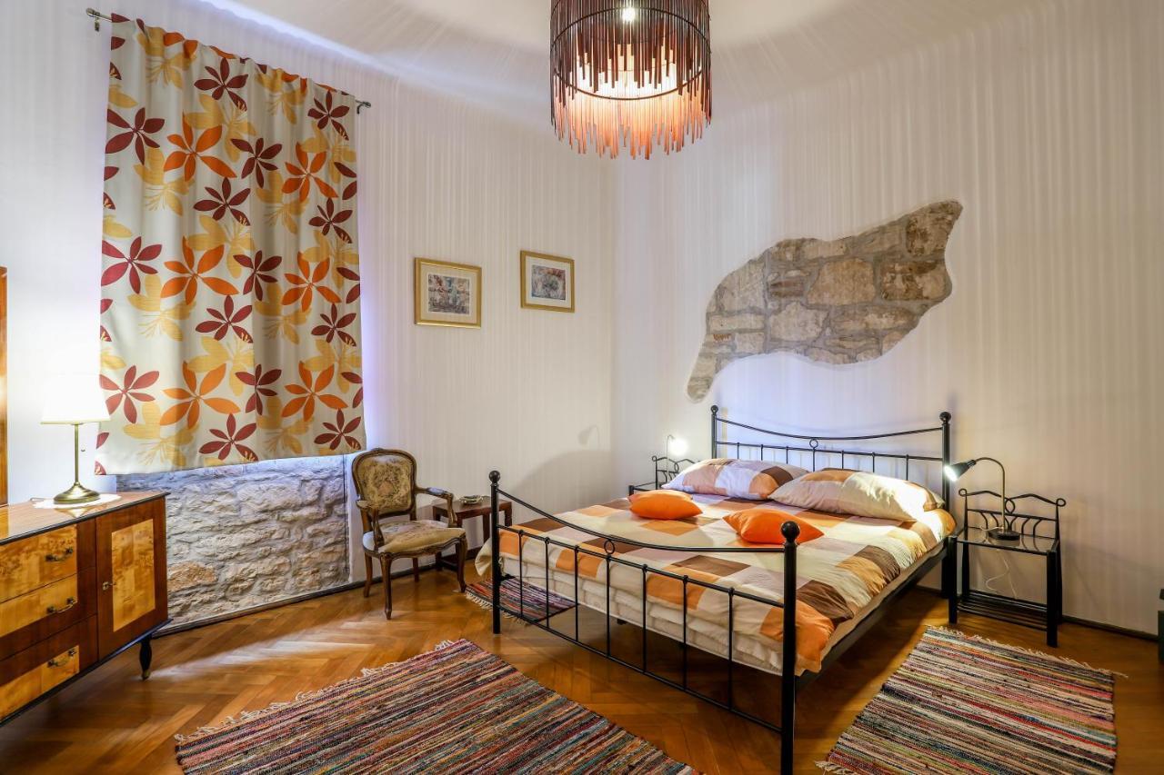 Cote Ensoleille Apartment Pula Bagian luar foto